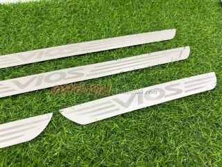 ชายบันได toyota Vios 2007-2012 (แปะบน)