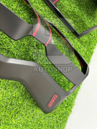 ครอบไฟท้าย ISUZU Dmax 2020 สีดำด้านแดง