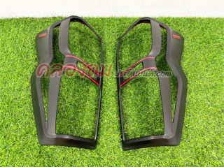 ครอบไฟท้าย ISUZU Dmax 2020 สีดำด้านแดง