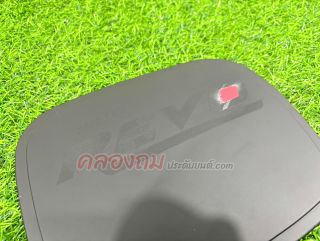 ครอบฝาถังน้ำมัน Toyota Revo 2015-2019 (ดำด้านโอแดง)