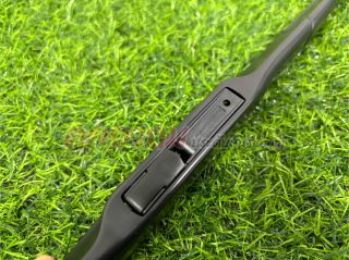 ใบปัดน้ำฝน ขนาด 18+24 นิ้ว กล่องเขียว (1 คู่) DIAMOND EYE