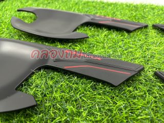 เบ้ารองมือเปิด Isuzu Dmax 2020-2024